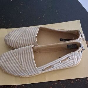 Nautica Tan and Cream Espadrilles